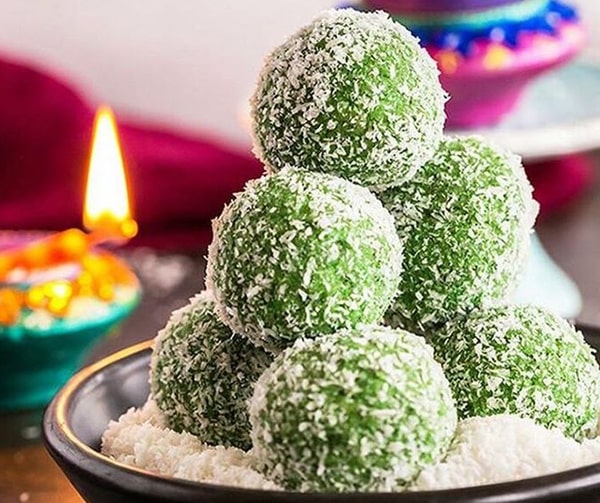 Coconut Gulkand Ladoo