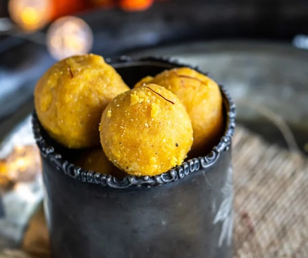 Kesar Badam Ladoo