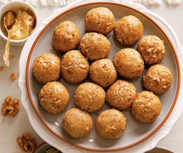 Walnut Ladoo